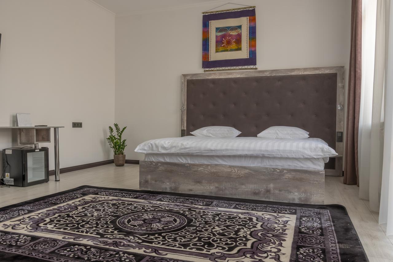 Home Guest Residence Bishkek Exterior photo