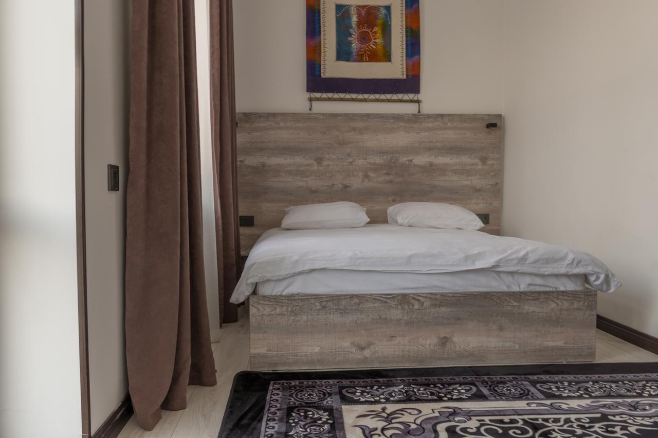 Home Guest Residence Bishkek Room photo