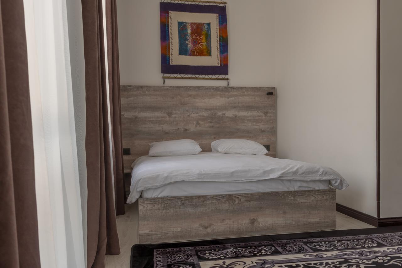 Home Guest Residence Bishkek Room photo